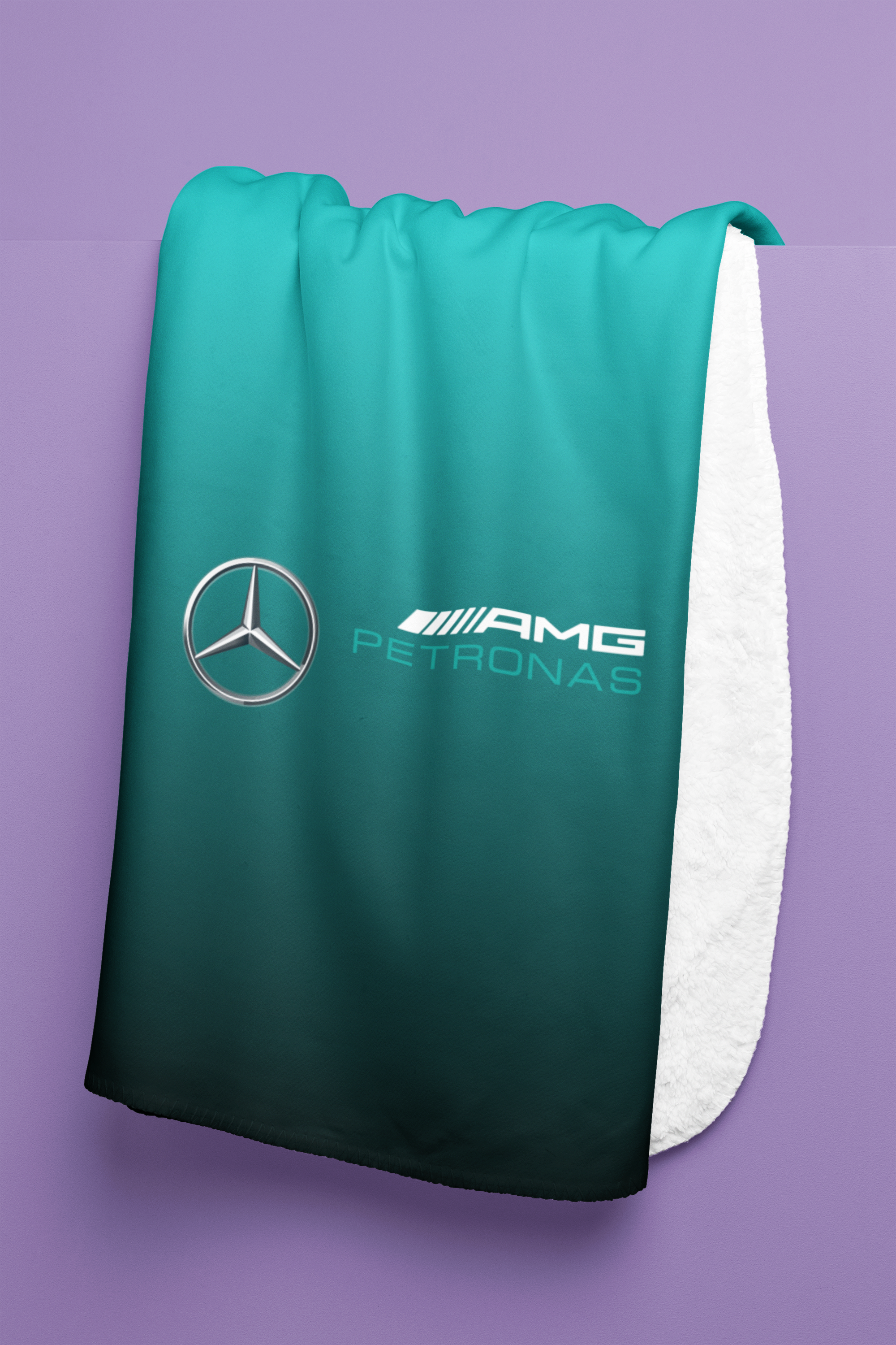 Silver and black racing-inspired sherpa fleece blanket with a soft interior and sleek motorsport design. Inspired by racing precision.