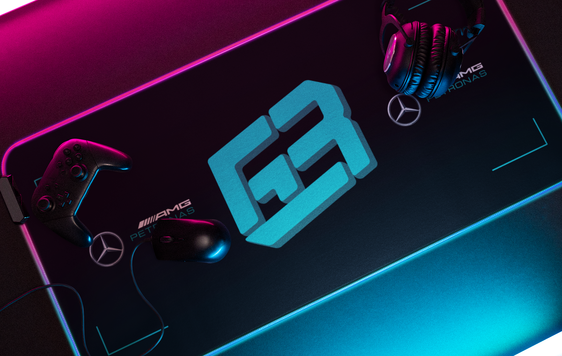 Silver and black racing-inspired gaming mouse pad with a high-precision surface and sleek motorsport aesthetic. Inspired by tire management and elite control.